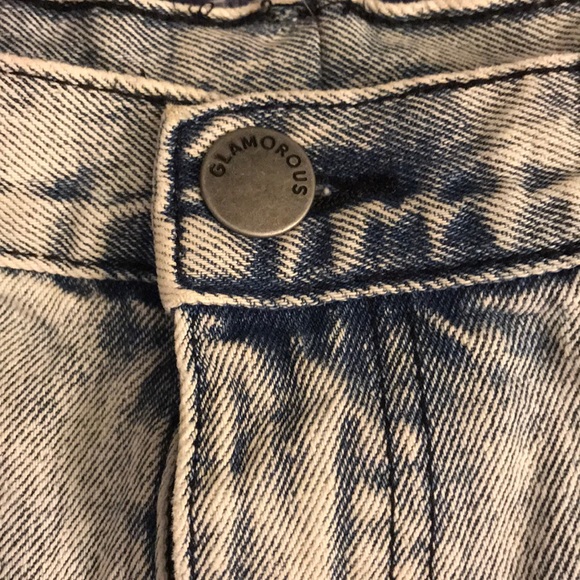 Tiny Short-Shorts ✨💥🎊✨💥🎊 - Picture 2 of 4